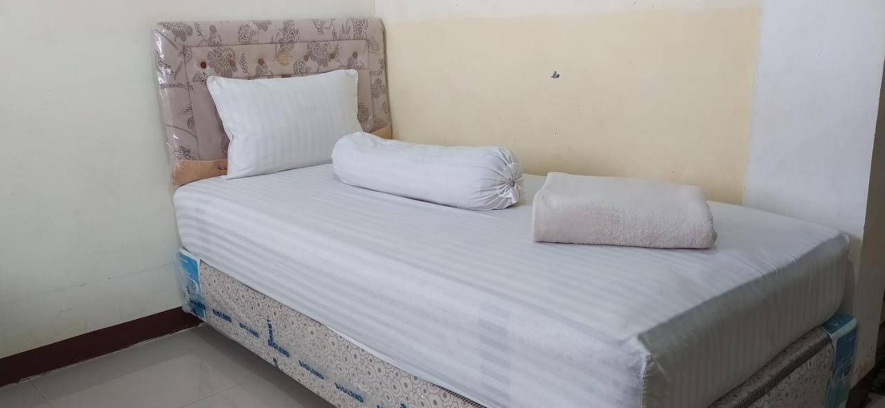 Hotel Oyo 3954 Seruni Syariah 2*