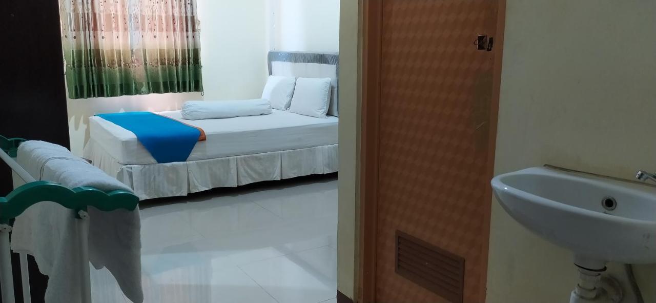 Oyo 3954 Seruni Syariah 2* Banjarbaru